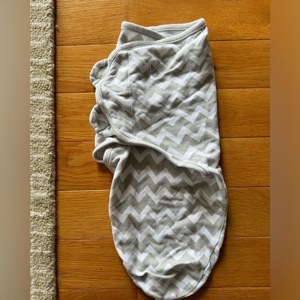 BABY SWADDLE 0-6 MONTHS